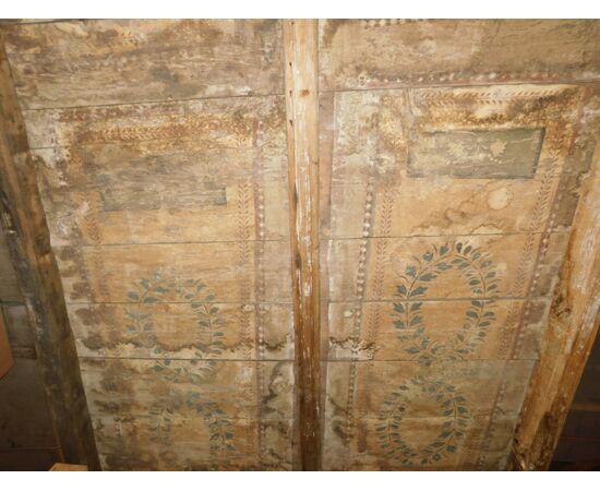 darb193 - soffitto in legno dipinto da restaurare, disponibili circa 13/15 mq 