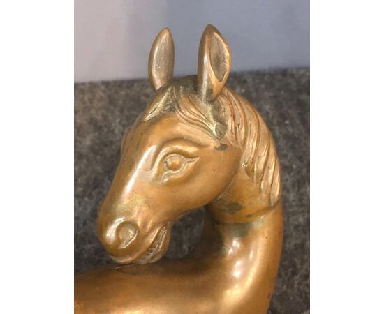 Box (gunpowder holder?) In copper with a horse&#39;s head.     