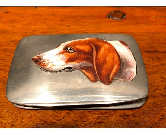 Silver and enamel box depicting pointer dog.Italy.     