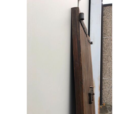 Pair of doors in solid walnut.Bologna.     