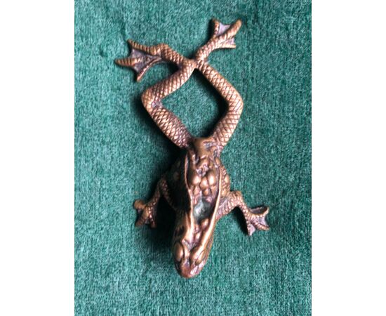 Bronzetto raffigurante una rana.Austria.