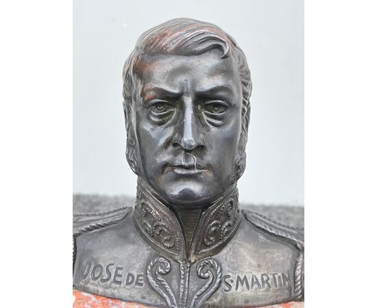 Busto in rame del generale Jose’ de San Martin ( eroe argentino). Base in marmo.