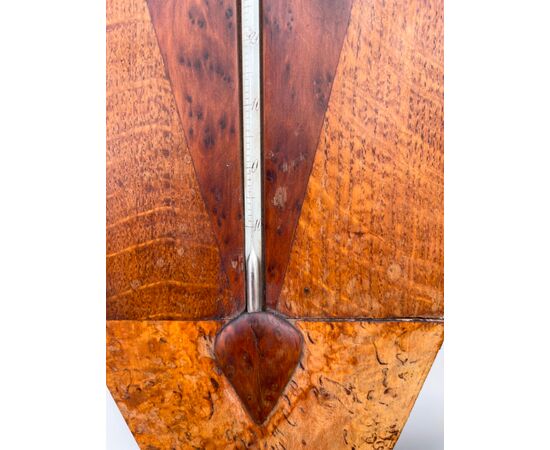 Briar thermometer (various woods) in art d&#39;eco &#39;style.     