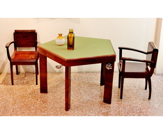 Melchiorre Bega | Set da gioco tavolo pentagonale e 5 sedute