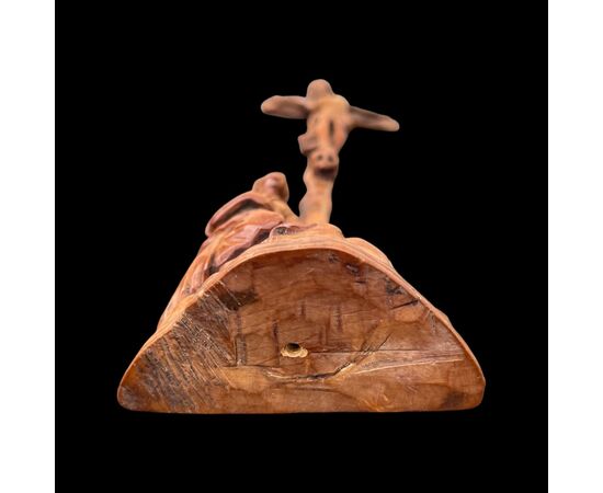 Piccola scultura in bosso raffigurante Cristo in Croce e Maddalena