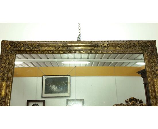Mirror in wood and gilded plaster