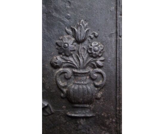Louis XIII style cast iron fireplace plate
