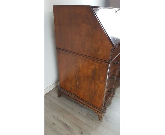 Important antique chest of drawers in solid walnut first half 1700 Sec XVIII euro 4,800.00 NEGOTIABLE