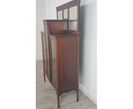 elegant antique showcase in walnut with inlays from the early 1900s from the liberty period euro 1,400.00 negotiable