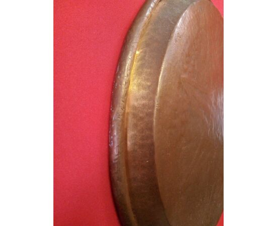 Embossed copper cake pan