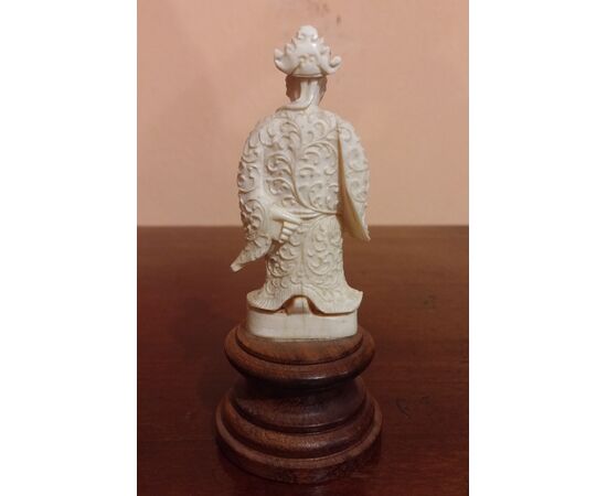 Early 20th century ivory sculpture.