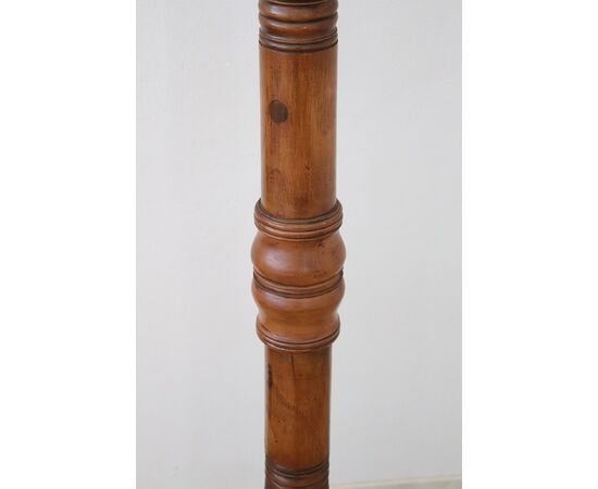 Antique column in walnut from the Charles X era. PRICE NEGOTIABLE