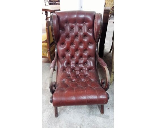 Chester armchair in leather and wood from England, early 1900s