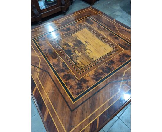 Game table in walnut rich in inlays from the late 18th century Louis XVI Lombardy