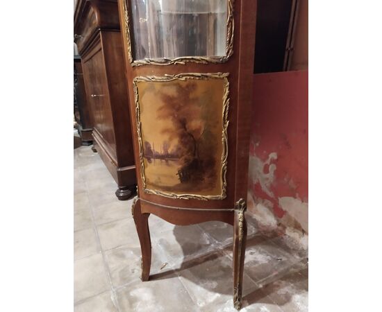 Napoleon III display cabinet in mahogany with bronze applications and paintings