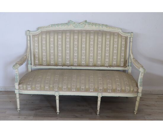 complete living room lacquered in Louis XVI style late century. XIX NEGOTIABLE PRICE