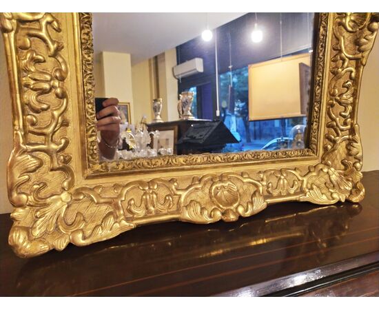 Specchiera in foglia oro zecchino epoca Luigi XV Francia