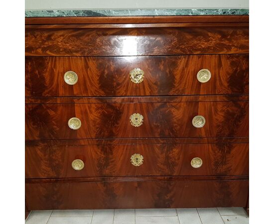 MAGNIFICENT EMPIRE CARLO X DRAWER IN FLAMED MAHOGANY WITH GOLDEN BRONZES 1830