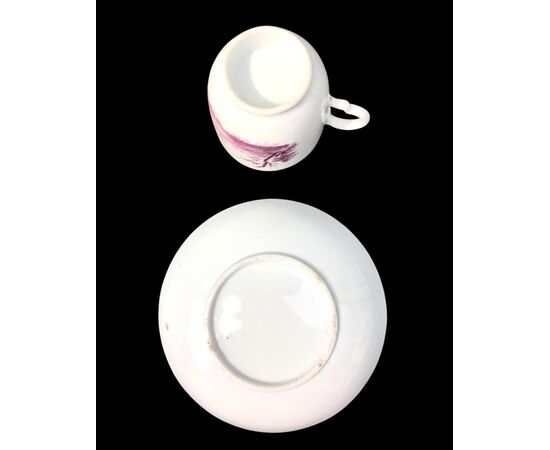 Porcelain cup, &#39;red landscapes&#39; decoration Shower Ginori manufacture, second period (Lorenzo Ginori)     