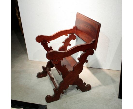 Pair of kneeler-armchairs, Tuscany, 17th century