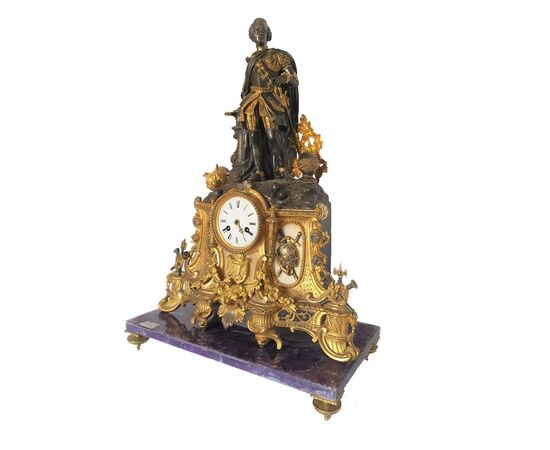 Orologio da tavolo in bronzo con base in ametista, Francia Napoleone III