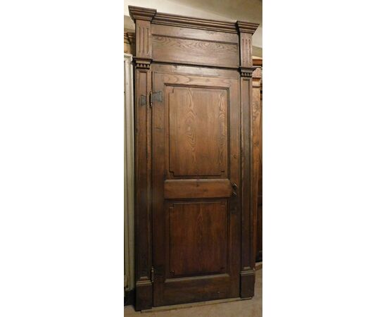 pti710 - door complete with frame, 18th century, size 105 x 248 cm     