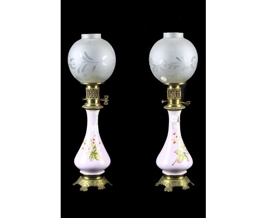 Pair of antique old Paris pink porcelain lamps from the 1800s     