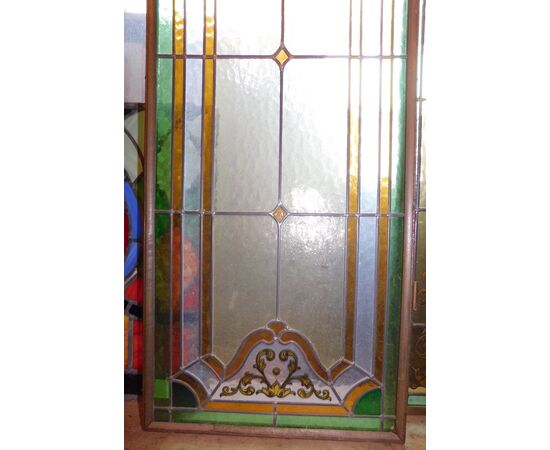 pan343- colored glass window, period &#39;900, measures cm l 40 xh 160     