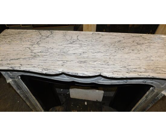  chm505 camino Pompadour in marmo grigio fiorito, mis. cm l 119 x h 99  