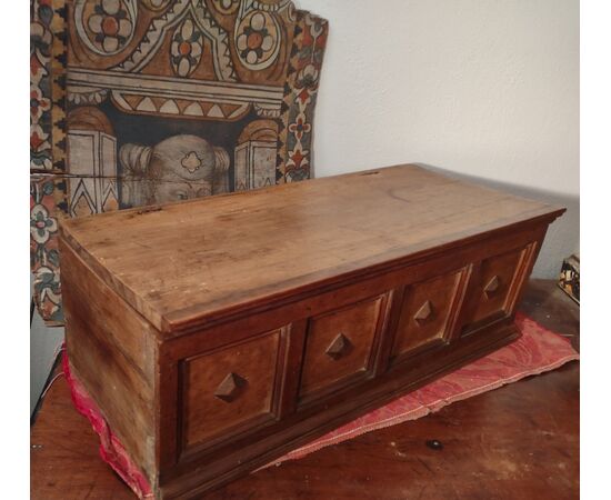 Large 18th century Tuscan walnut box     