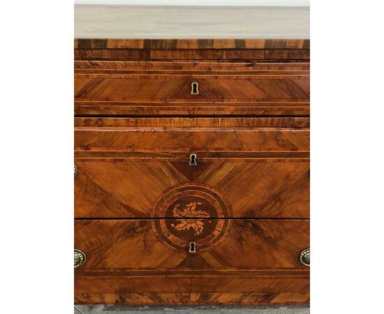 Inlaid chest of drawers     
