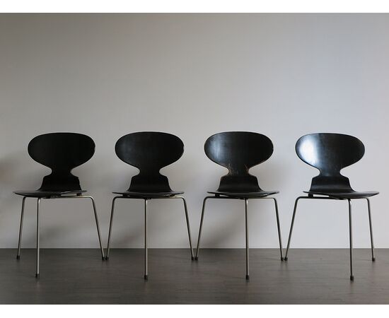 4 Formica chairs by Arne Jacobsen for Fritz Hansen, 50s