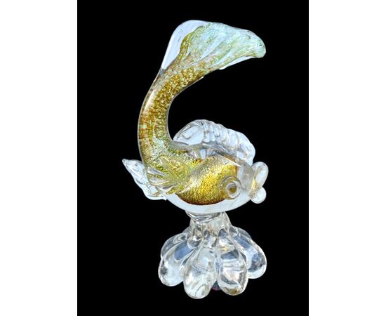 Heavy submerged glass fish with metal oxide inclusion A.Ve.M.Murano Manufacture.     