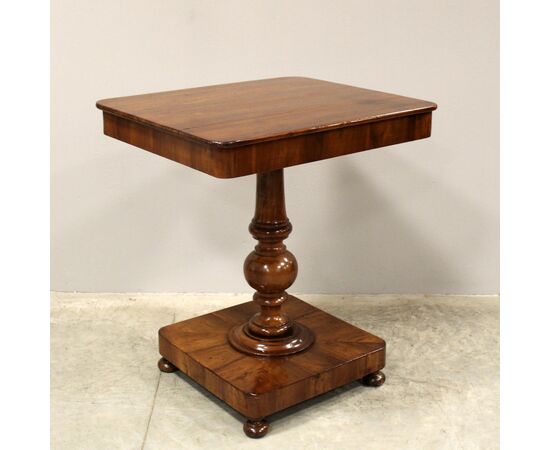 Antique Charles X coffee table in walnut - Italy, 19th century     