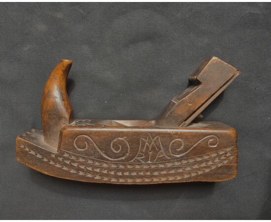 German horn plane engraved and dated 1827     