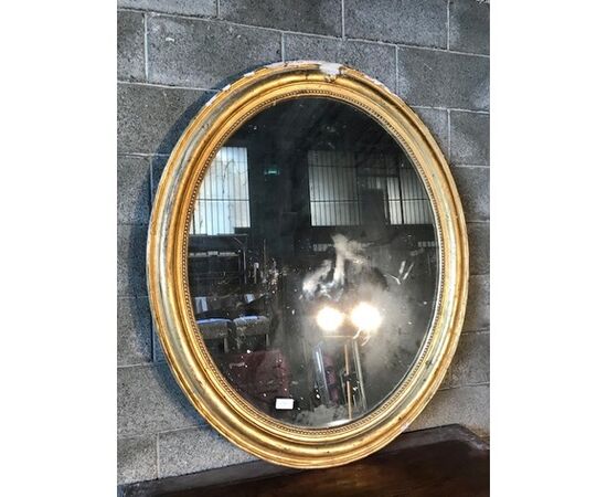 Elegante Specchiera Ovale in Legno e Pastiglia - Restaurata (in corso d'opera)
