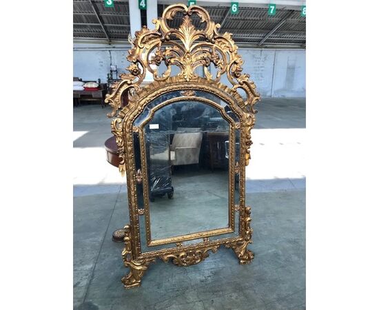 Specchiera Luigi XV in legno scolpito e dorato - Restaurata (in corso d'opera)