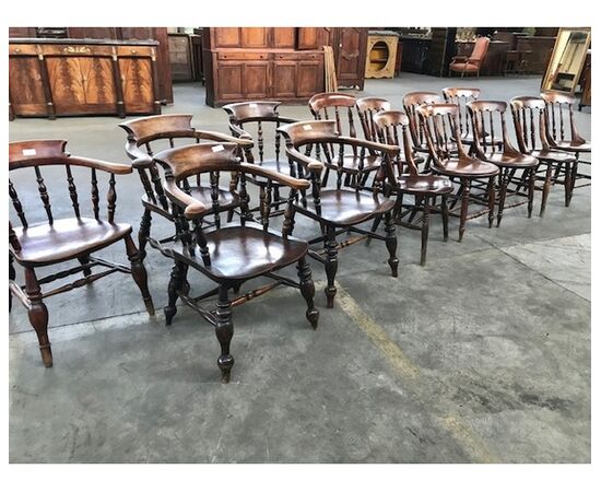 Lotto di 14 sedie e poltrone americane Winchester in Rovere - Restaurate (in corso d'opera)