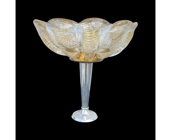 Coppa in vetro pesante cordonato oro con fusto in metallo.Manifattura Barovier & Toso.Murano.