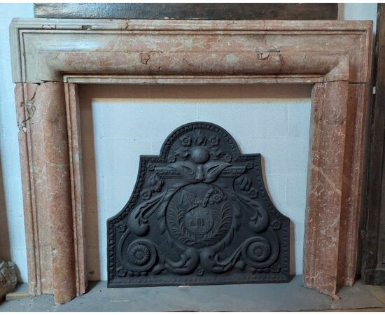 chm751 - &quot;Macchia Vecchia&quot; marble fireplace, 17th century, cm L 177 x H 139     