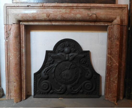 chm751 - &quot;Macchia Vecchia&quot; marble fireplace, 17th century, cm L 177 x H 139     