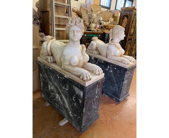 Coppia sfinge marmo di Carrara 
