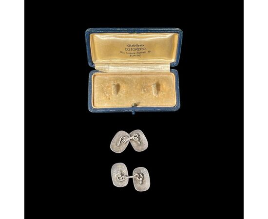 Silver cufflinks with original box with enamel decoration depicting horse heads Italy.     