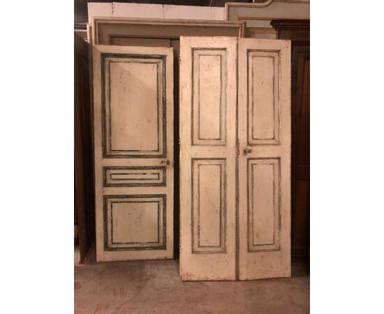 pts784 - pair of white and blue lacquered doors, 19th century, one single and one double     