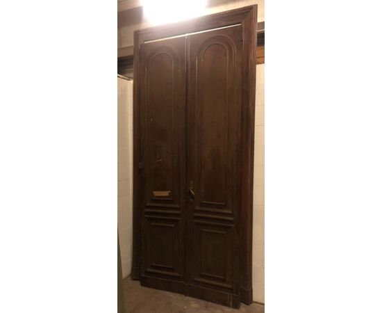 pti716 - walnut door, 19th century, cm L 140 x H 292     