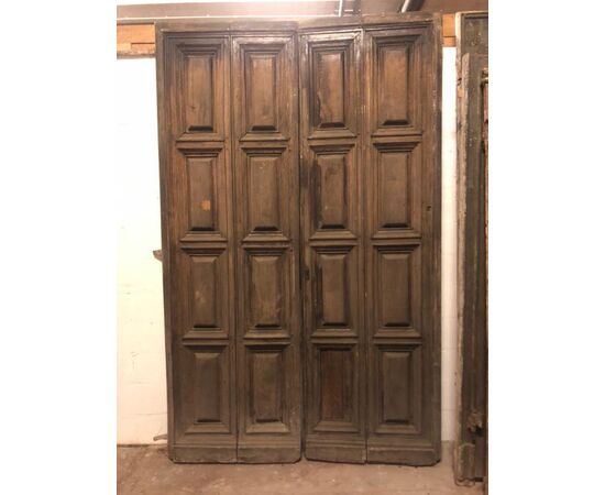 ptn263 - walnut door with four doors, 18th century, cm L 160 x H 253 x P 8     
