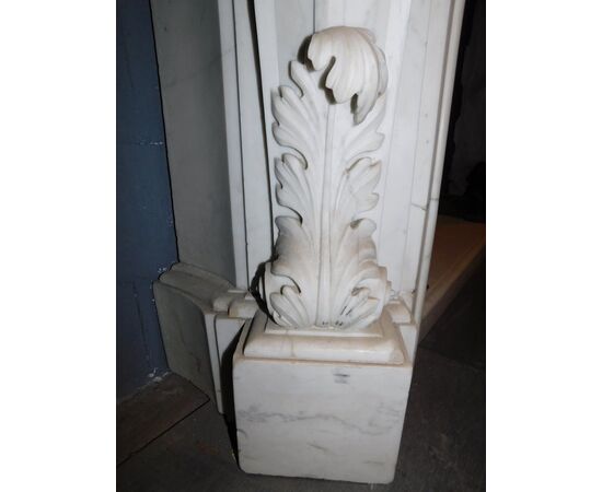 chm521 - richly carved white marble fireplace, cm 170 xh 126     