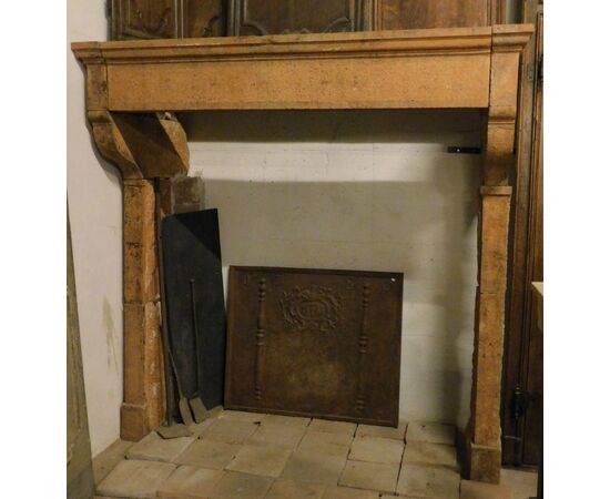 chp359 - burgundy stone fireplace, &#39;700, cm L190 x H 195 x P 89     