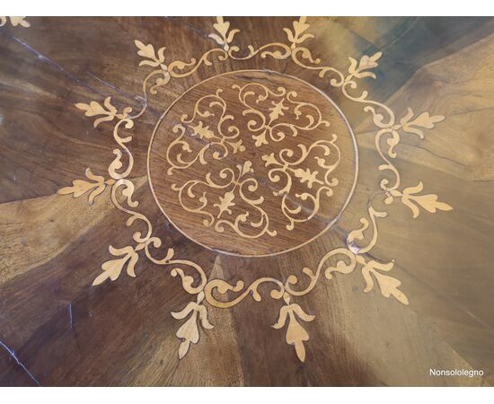Rolo dodecagonal inlaid table     