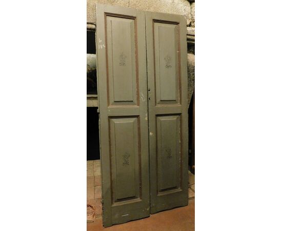 ptl330 two doors with two leaves, meas. cm l 70/85 xh 190     